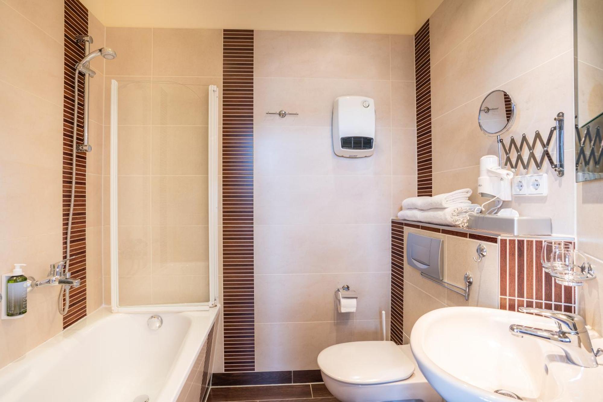 Hotel Buchenpark Χέρινγκσντορφ Δωμάτιο φωτογραφία